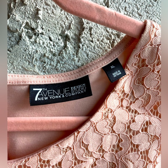 NY&Co 7th Avenue pink peplum top, NWT size XL - Picture 2 of 8